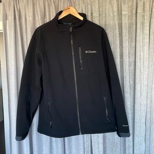 Columbia Mens Prime Peak soft shell jacket. Size L. Black